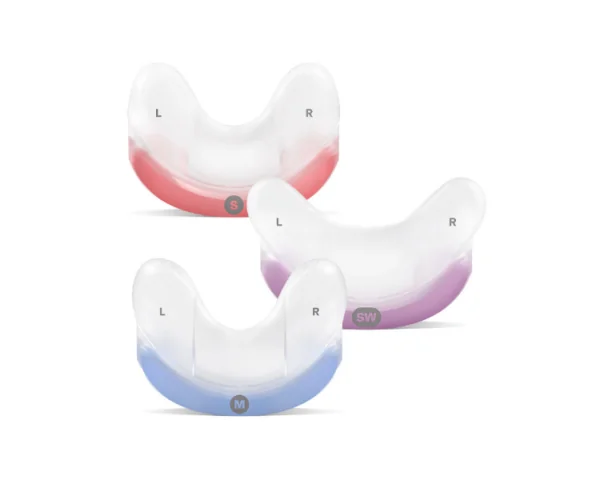 Vista frontal dos três tamanhos da almofada AirFit N30 da ResMed