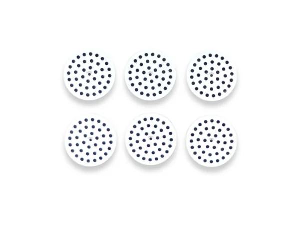 Vista frontal de 6 filtros de algodão com carvão ativado para purificação de ar no CPAP Cleaner Pro